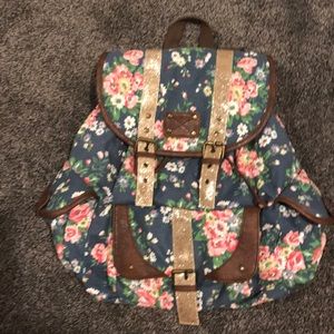 4 pocket backpack - Mossimo
